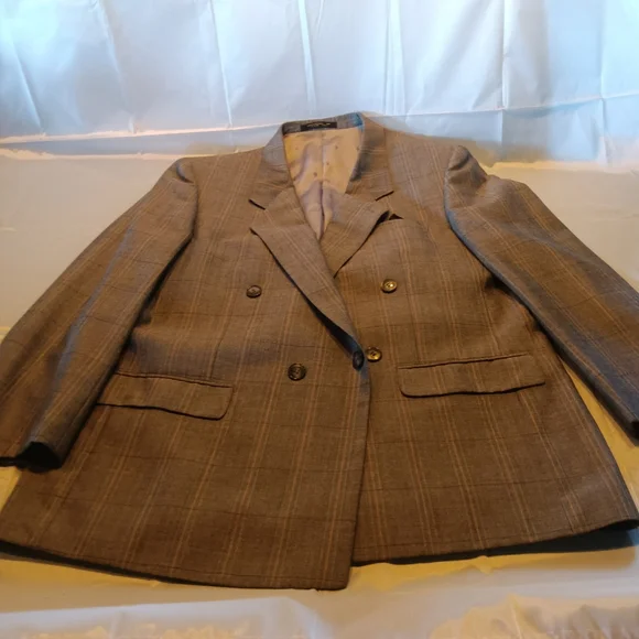 Tailored Suite